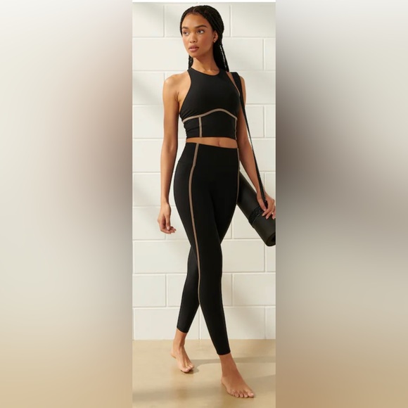 YPB sculptLUX Curve Love 7/8-Length Legging SIZE XS - Picture 4 of 12